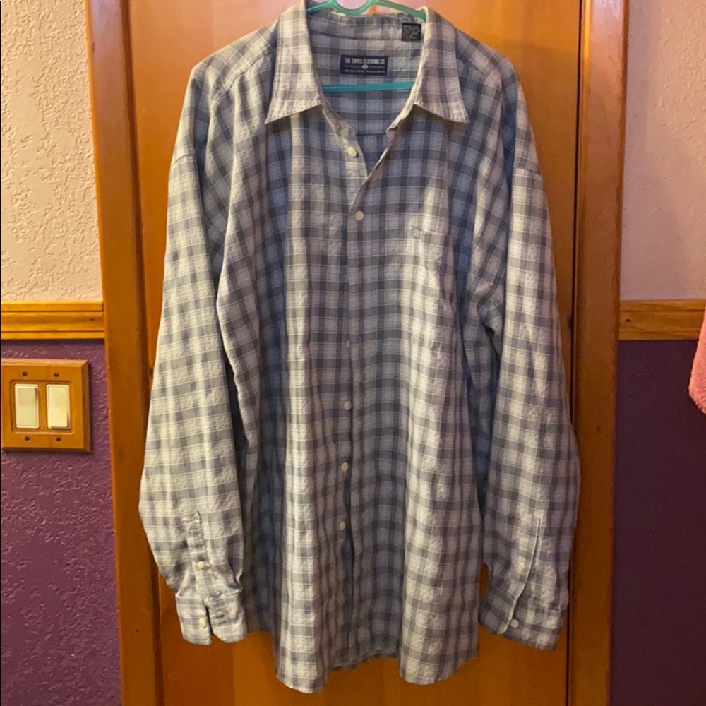 Men’s long sleeve button down shirt